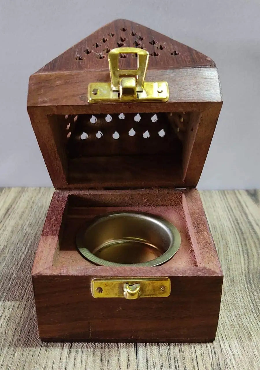 Dhoop Stand showing ash catcher plate